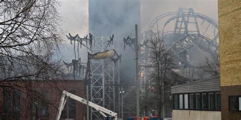 brinner göteborg|Vittnet såg branden starta i Lisebergs nya badhus: Chockad